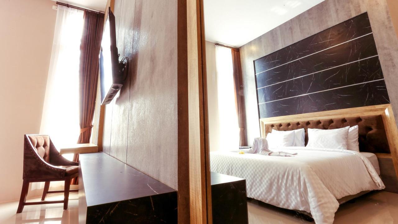 Giri Palma Hotel マラン エクステリア 写真