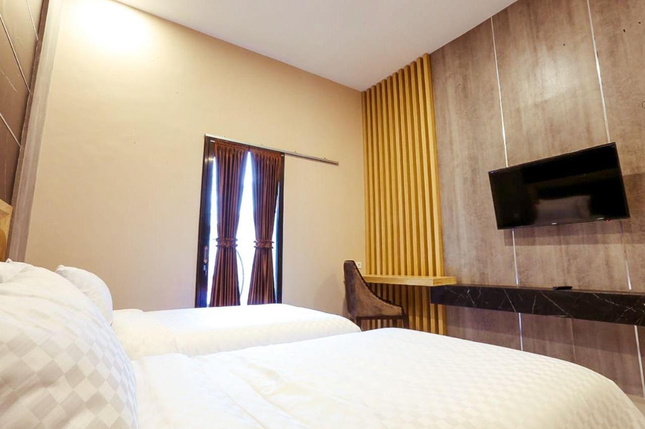 Giri Palma Hotel マラン エクステリア 写真