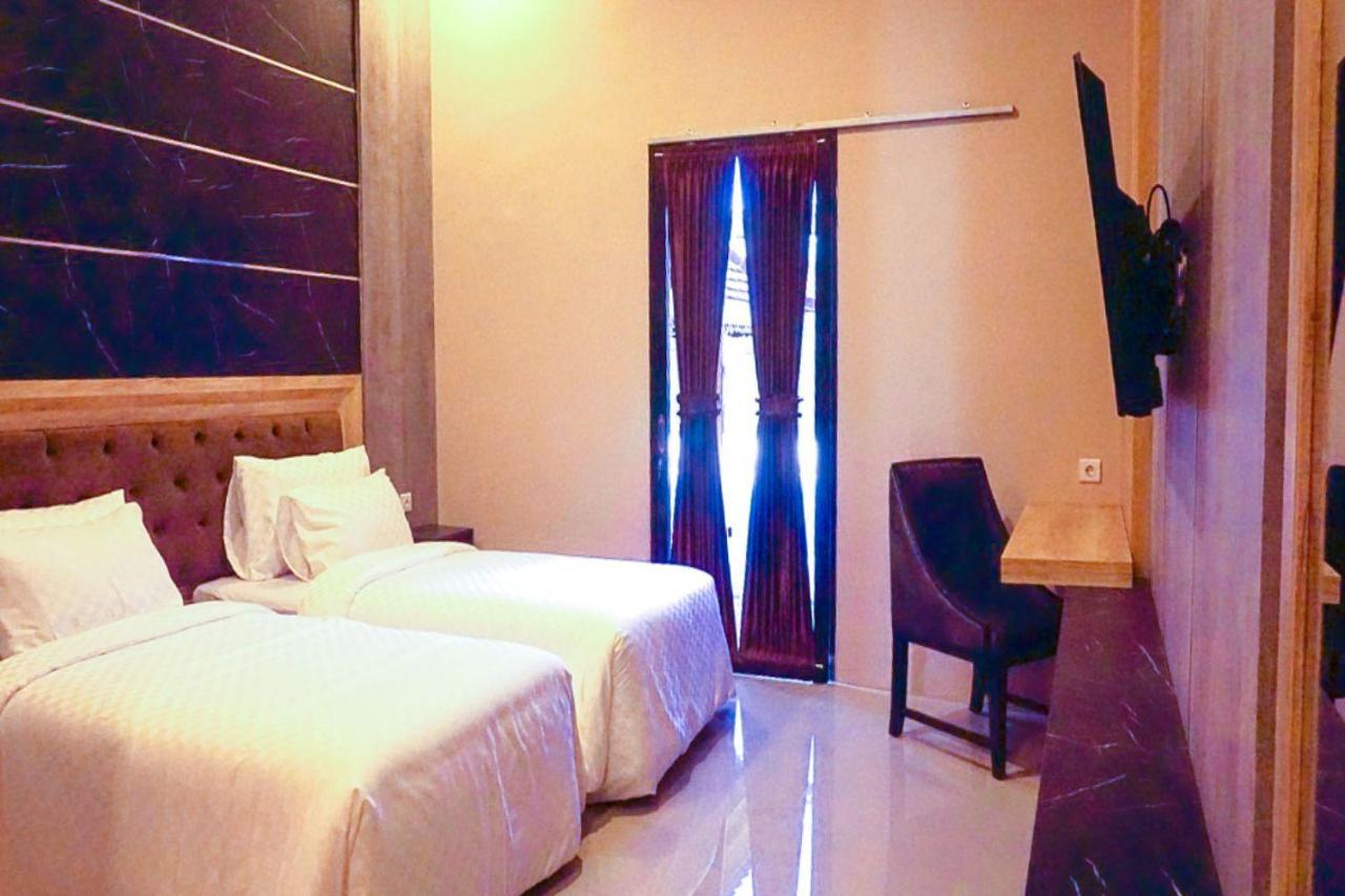 Giri Palma Hotel マラン エクステリア 写真