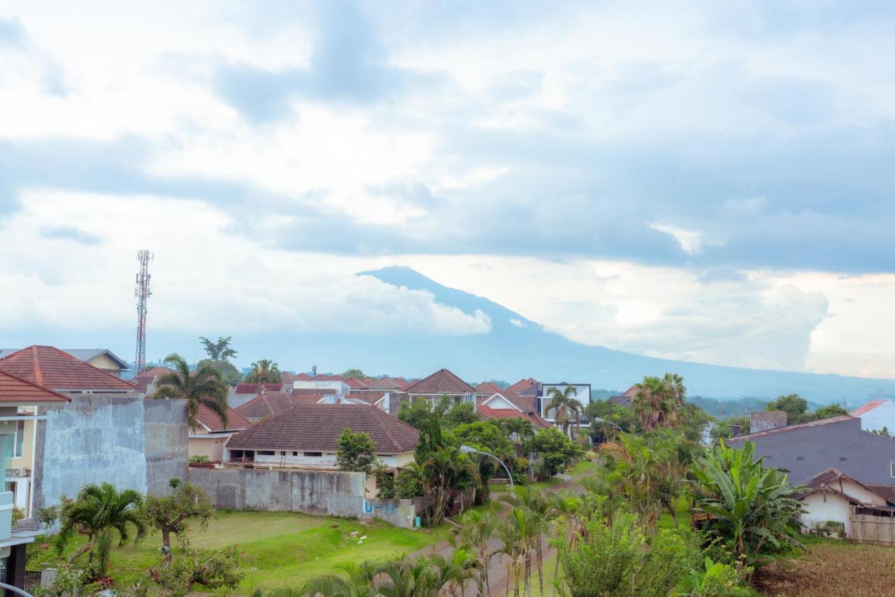 Giri Palma Hotel マラン エクステリア 写真